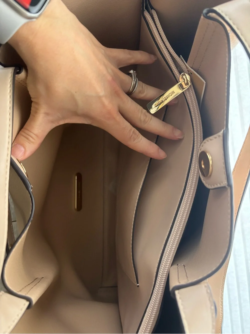 Michael Kors Emilia Large Tote